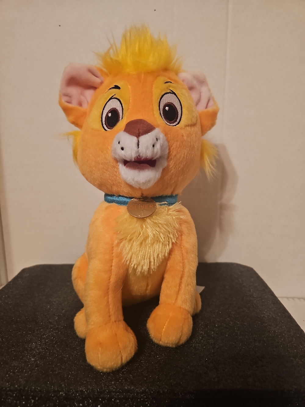 Disney Store 11” Oliver Plush